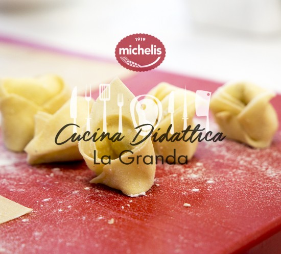 Cucina Didattica La Granda - MANI IN PASTA - Michelis